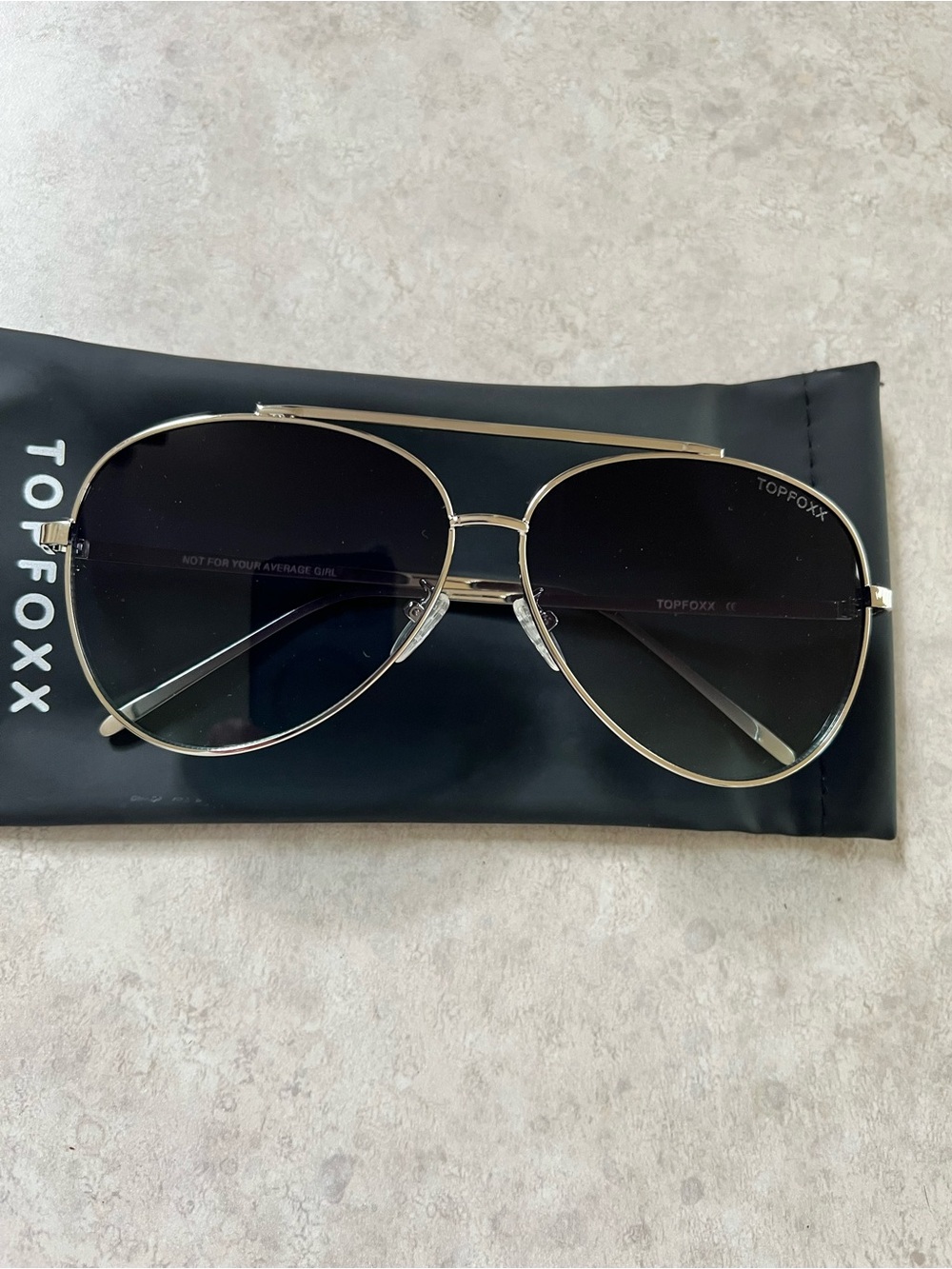 Topfoxx Aviator Sunglasses with Blue Gradient Lenses and Silver Frame - Picture 4 of 7